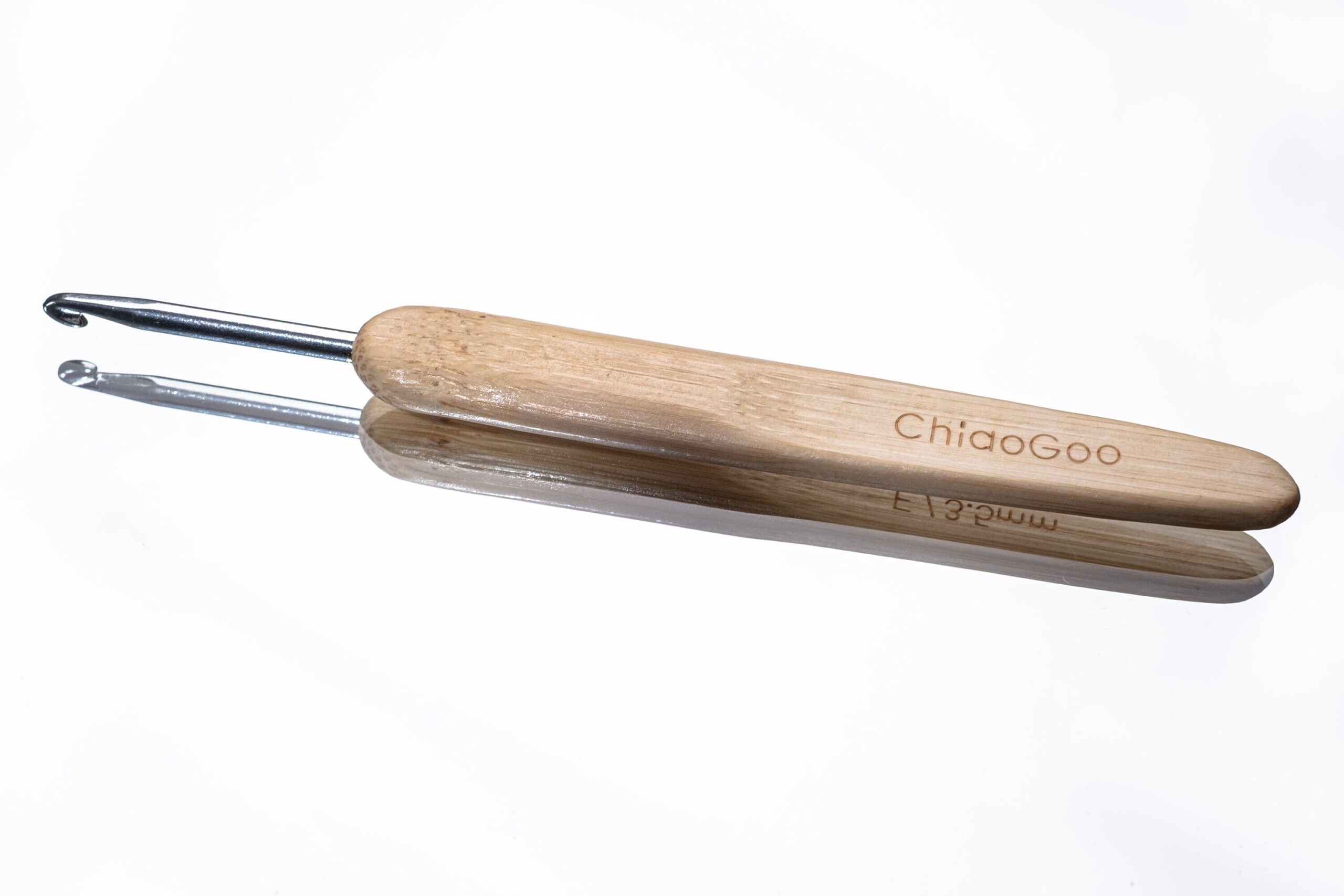 ChiaoGoo Crochet Hook Metal Head with Bamboo Handle Natural The