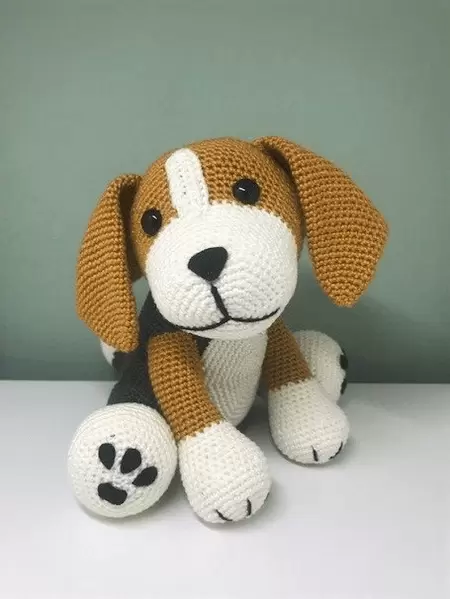 Crochet Kits - Amigurumi Art Cats & Dogs Kit - Beagle